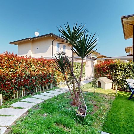 Villa Dolcevita By Bookinggardalake Manerba del Garda Zewnętrze zdjęcie