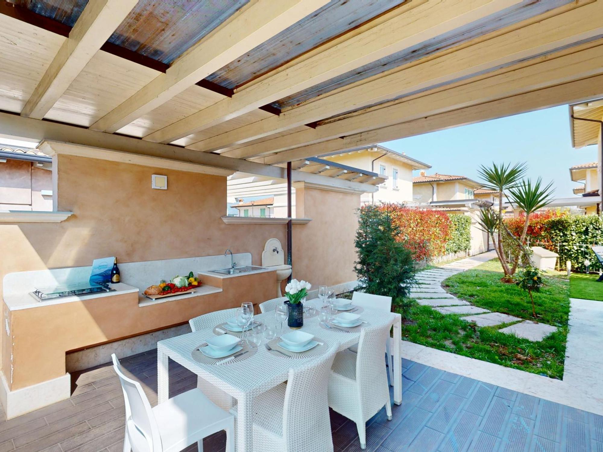 Villa Dolcevita By Bookinggardalake Manerba del Garda Zewnętrze zdjęcie
