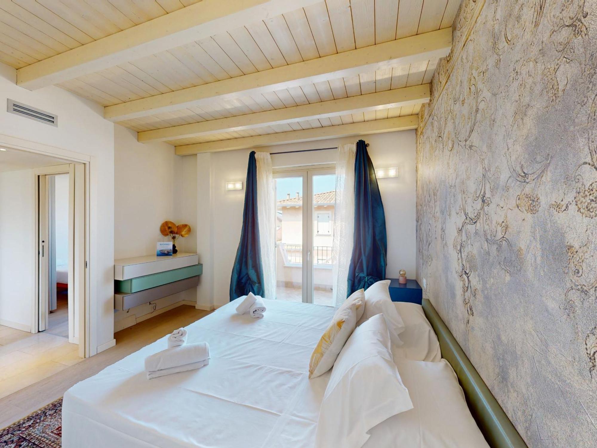 Villa Dolcevita By Bookinggardalake Manerba del Garda Zewnętrze zdjęcie