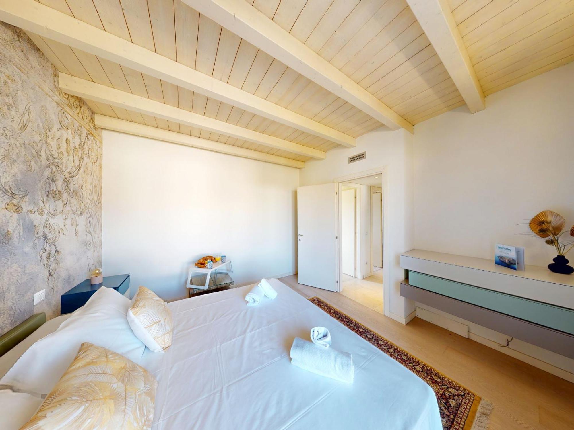 Villa Dolcevita By Bookinggardalake Manerba del Garda Zewnętrze zdjęcie